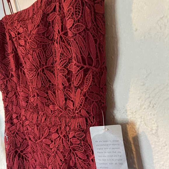 NSR RED EMBROIDERED DRESS - Picture 4 of 6